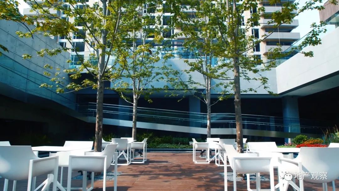 这家房企零踩线盈利能力持续领先,这家上市房企