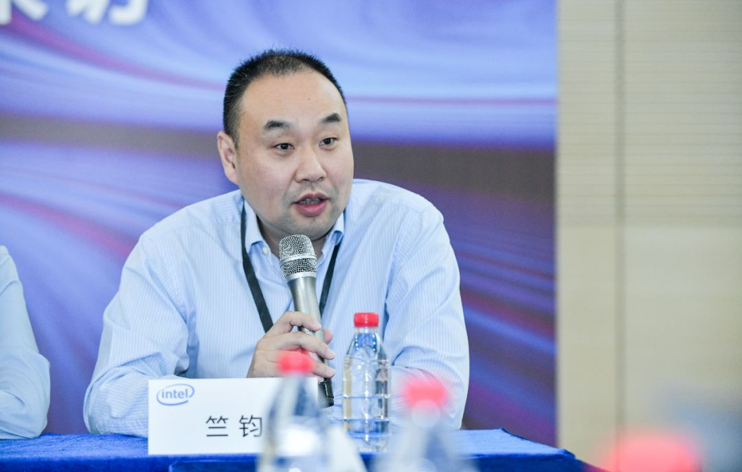 英特尔“宠坏”程序员