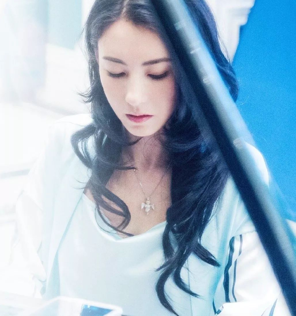 女明星的平价配饰,女明星也在戴的平价配饰