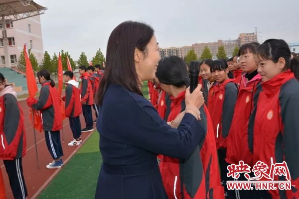 西平四中心理健康课,心理健康课的暖场活动