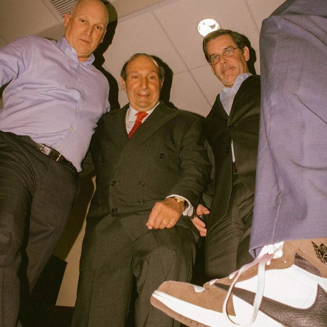 为什么都在说“2017-2019”？我只知道买鞋越来越南了