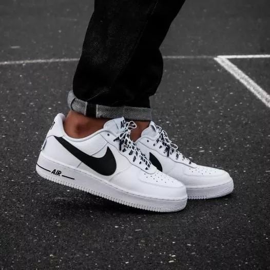 看一个男人穿什么鞋,看鞋识男