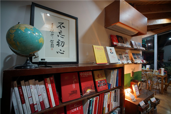 让城市空间美起来①丨望江驿：从滨江步道上的休憩亭到文化主题空间