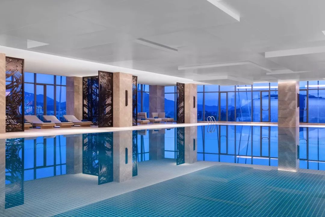 毗邻100万㎡国内罕见水上森林！建在氧吧里的杭州地标万豪酒店！入秋后简直美呆