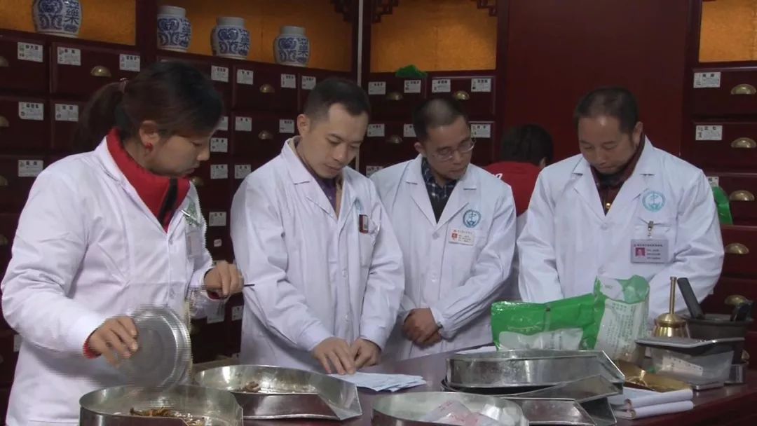 泸定昨天发生的事,泸定桥历史事件简介