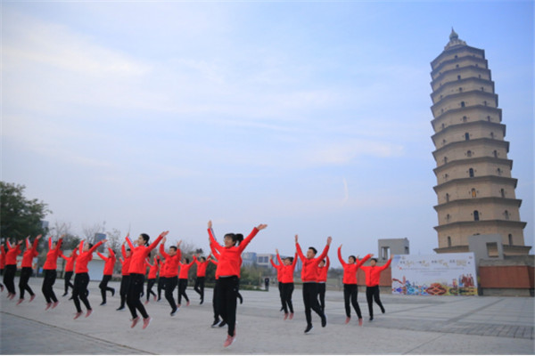 西咸新区广场舞大赛,全市公安机关排舞大赛