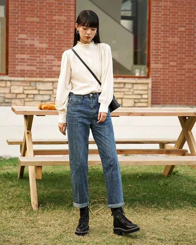 秋冬季马丁靴怎么穿显瘦,秋冬最火的马丁靴百搭时髦帅炸了