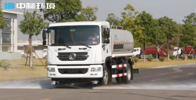 蓝牌洒水车源头厂家批发,新乡厂家直销洒水车