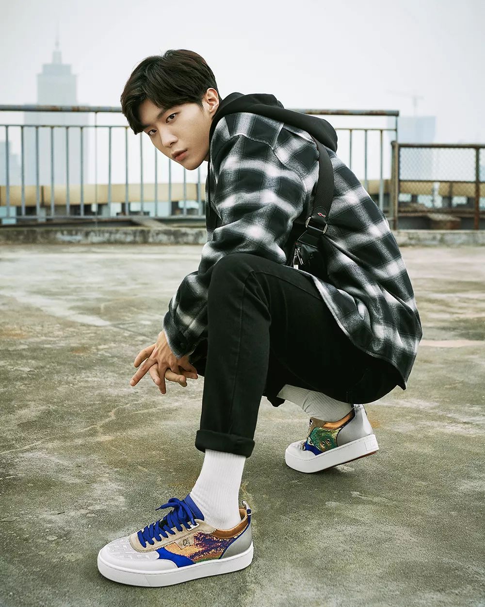 范丞丞同款运动鞋和王菲的“一见钟情”能否让你动心？