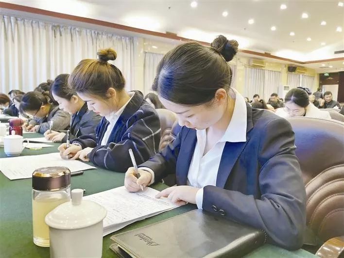 谁才是最强主c,谁是最好的c位