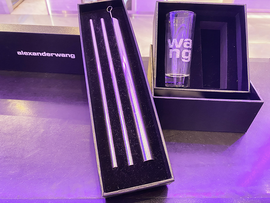 为合作胶囊系列造势，连卡佛和AlexanderWang在成都办了场“派对”