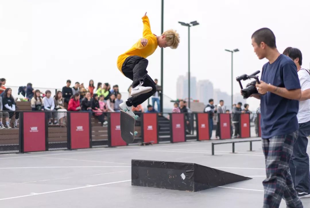 真·为滑板而生，传奇滑手SteveCaballero空降广州陪你重温与Vans经典的三十年