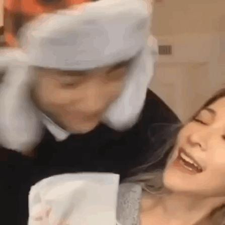 萧亚轩是国际巨星吗,萧亚轩是男的还是女的