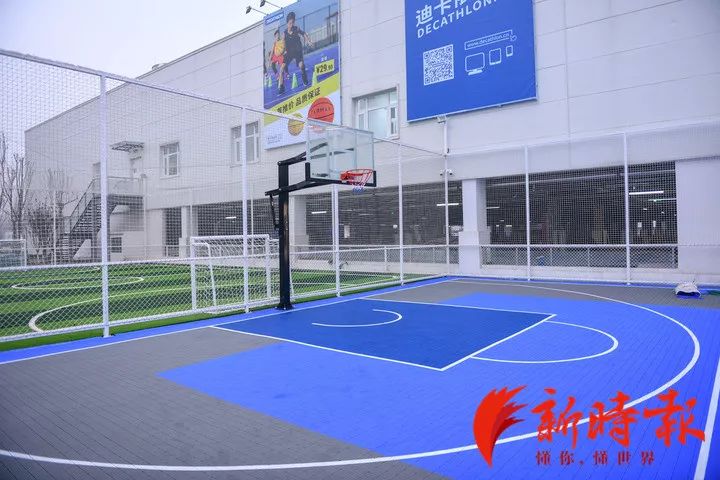 济南取消芙蓉街关帝庙等5家*级A**景区资质｜迪卡侬西城店开业延期｜李小龙女儿起诉真功夫餐饮