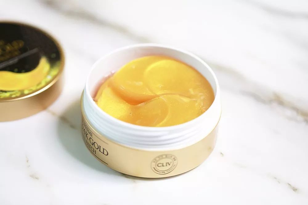 聊时尚|年末想要气场全开，你需要这些点“金”之笔