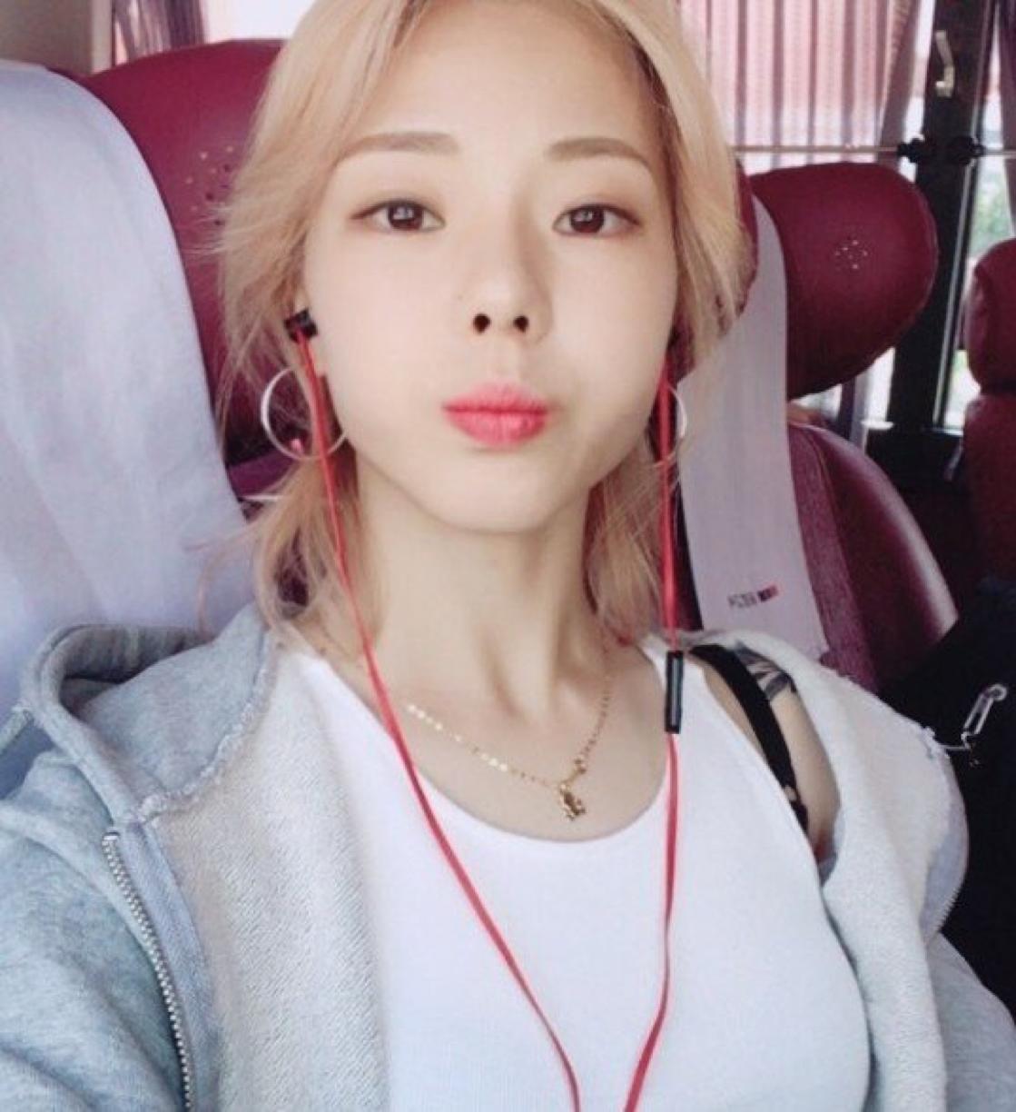 足球女神周秀珍撞脸秀智？她究竟是谁？