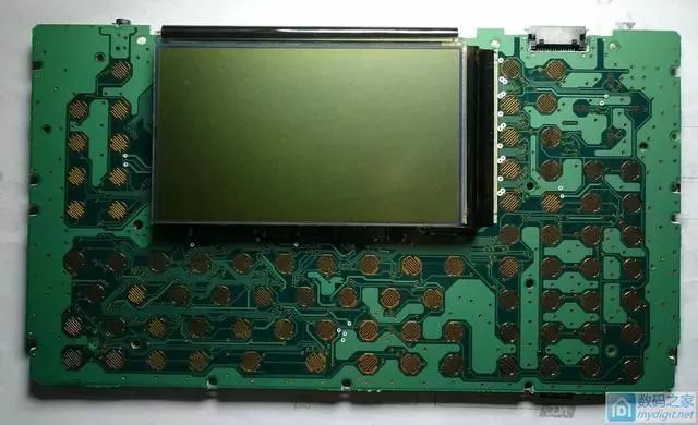 古董级德州仪器图形计算器拆解：竟然还能超频