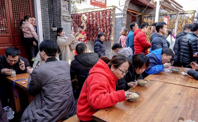 西安不仅是历史还是美食之都,西安真的是一个好吃又好玩的城市