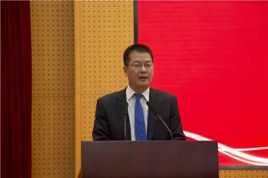 猪肉在春节前的价格是跌还是涨呢,深度解析猪肉涨价