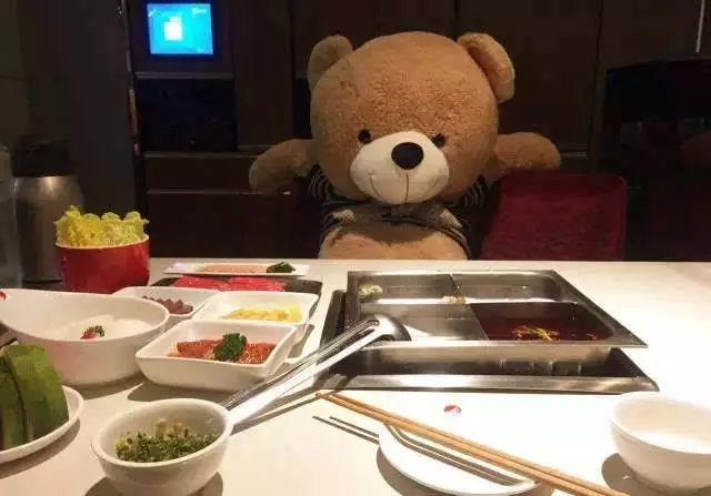 浣犵殑瀛ょ嫭鍜岀劍铏戦噷钘忕潃缁忔祹妯″紡,浣犵殑瀛ょ嫭涓庣劍铏戜负璋佹潵涔板崟