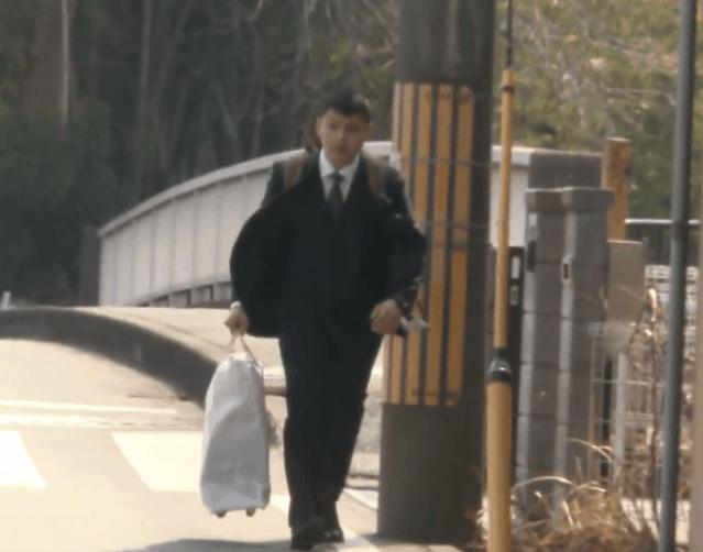 8年不许用手机、不许谈恋爱，他痛骂过的60个光头后来都成了日本大师...