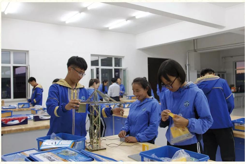 赤峰蒙中好吗,赤峰蒙中图片