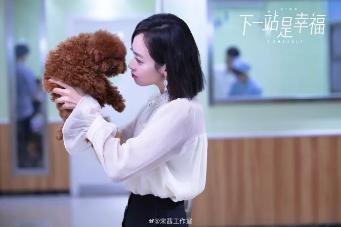 宋威龙姐弟恋照,宋威龙14岁旧照