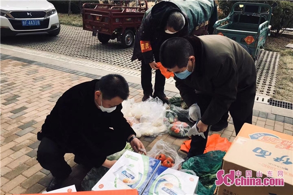 干部变身“代购员”烟台开发区居民“菜篮子”有保障