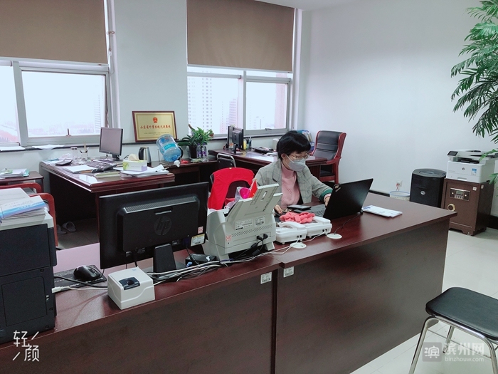 市外办联系德国芬兰韩国等口罩货源10.53万只 防护服货源1.896万套