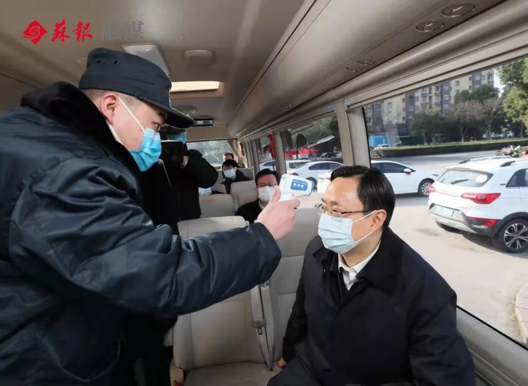 蓝绍敏赴常熟调研检查疫情防控，强调了这些...