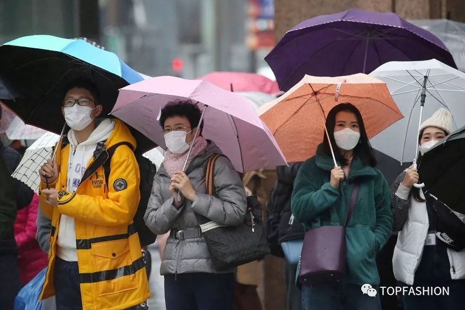 TF专题#疫情严峻牵动整个时尚产业，奢侈品牌如何捱过寒冬？