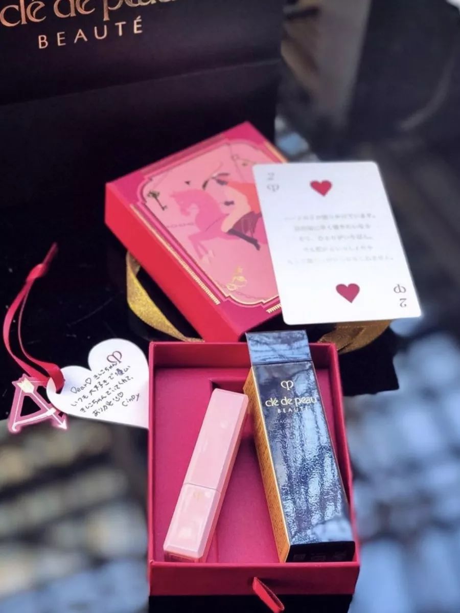 兰蔻2022情人节限定红丝绒小蛮腰,兰蔻黑桃红心丝绒限定