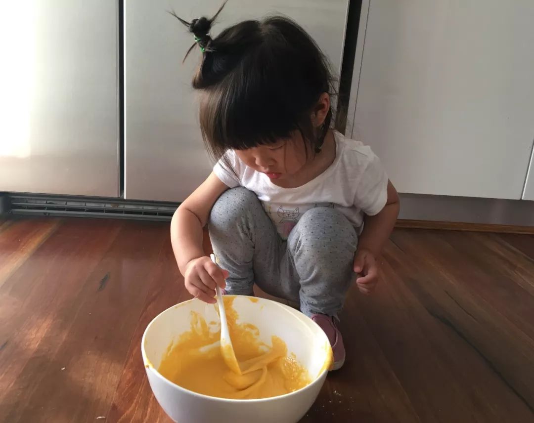 不用花钱就能玩的儿童游戏,十个小朋友玩游戏