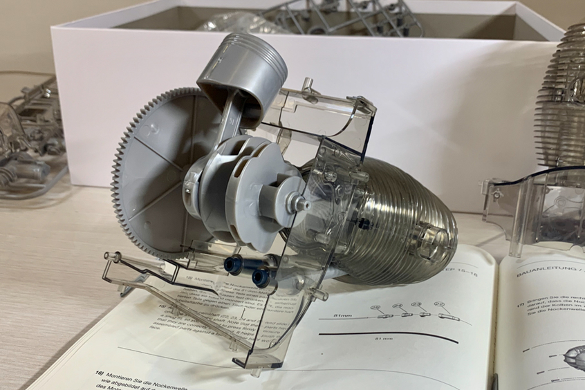 BMW摩托车模型,bmw摩托车拼装教程