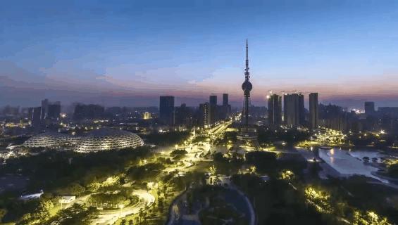 4k超高清广角+VR！“慢直播”直击台风天的佛山