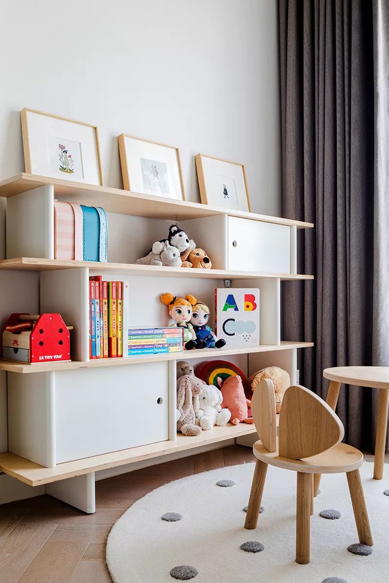 她以“潮汐”为灵感创造了一个家，将看似无形的爱说到尽兴