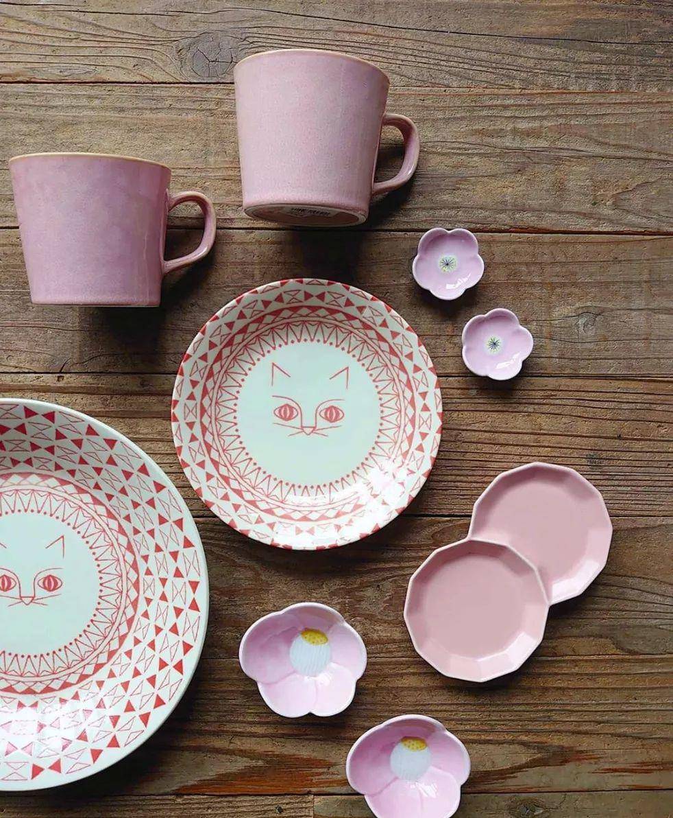 日本的陶瓷店,日本陶瓷店