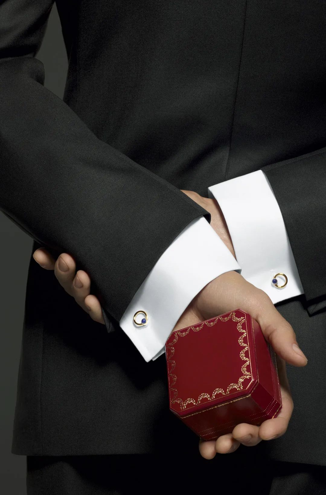 三克拉的钻戒一般要多少钱,三克拉方钻戒大概多少钱