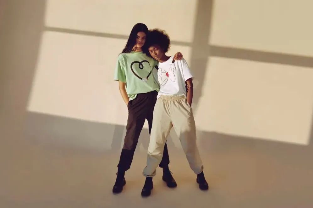 kfc联名鞋子,kfc炸鸡联名