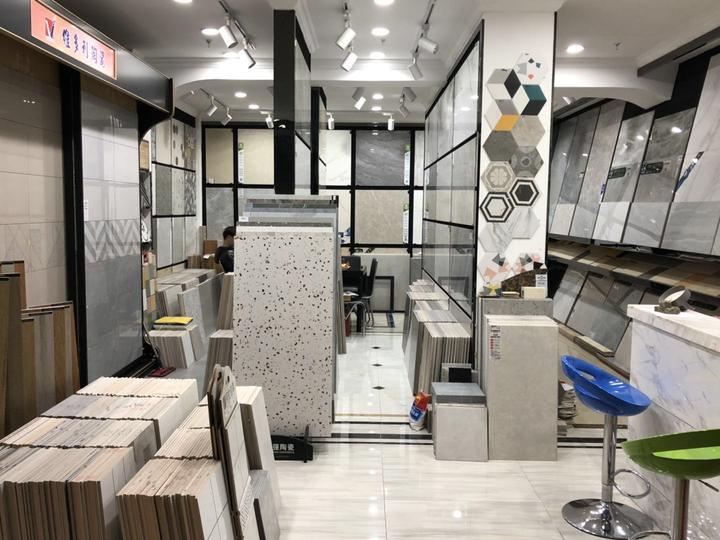 复工进行时｜杭州陶瓷品市场恢复营业，有商户说：守在店里，哪怕没顾客也比待家安心