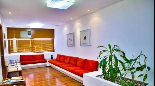 穿着衣服被开水烫伤急救,开水烫伤的急救措施