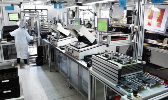 这家公司业绩两位数下滑却信心不减，松江区复工复产出现“三高”丨复工在行动