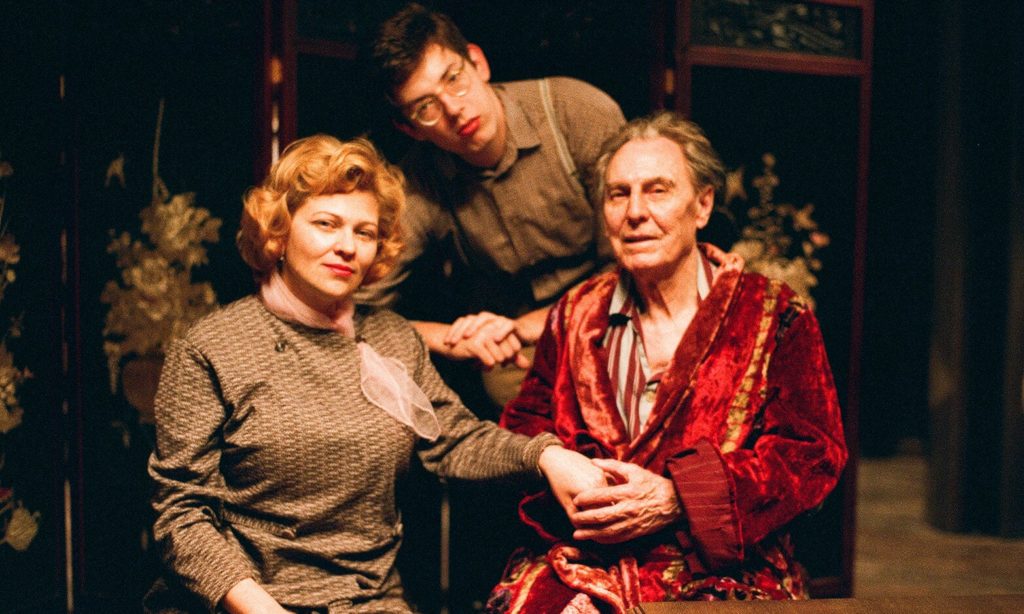 《列夫·朗道》:斯大林时代的真人秀,“我拥有绝对的自由,直到克格勃逮捕了我”