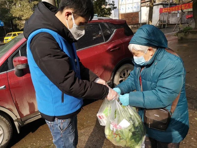 开展疫情防控志愿服务活动,关于疫情防控志愿服务工作的通报
