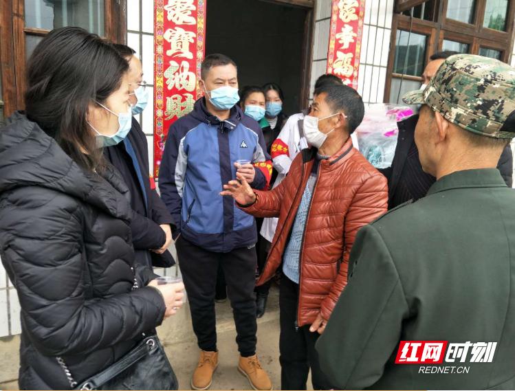 冲在抗疫一线的驻村第一书记,第一书记勇担当战疫一线践初心