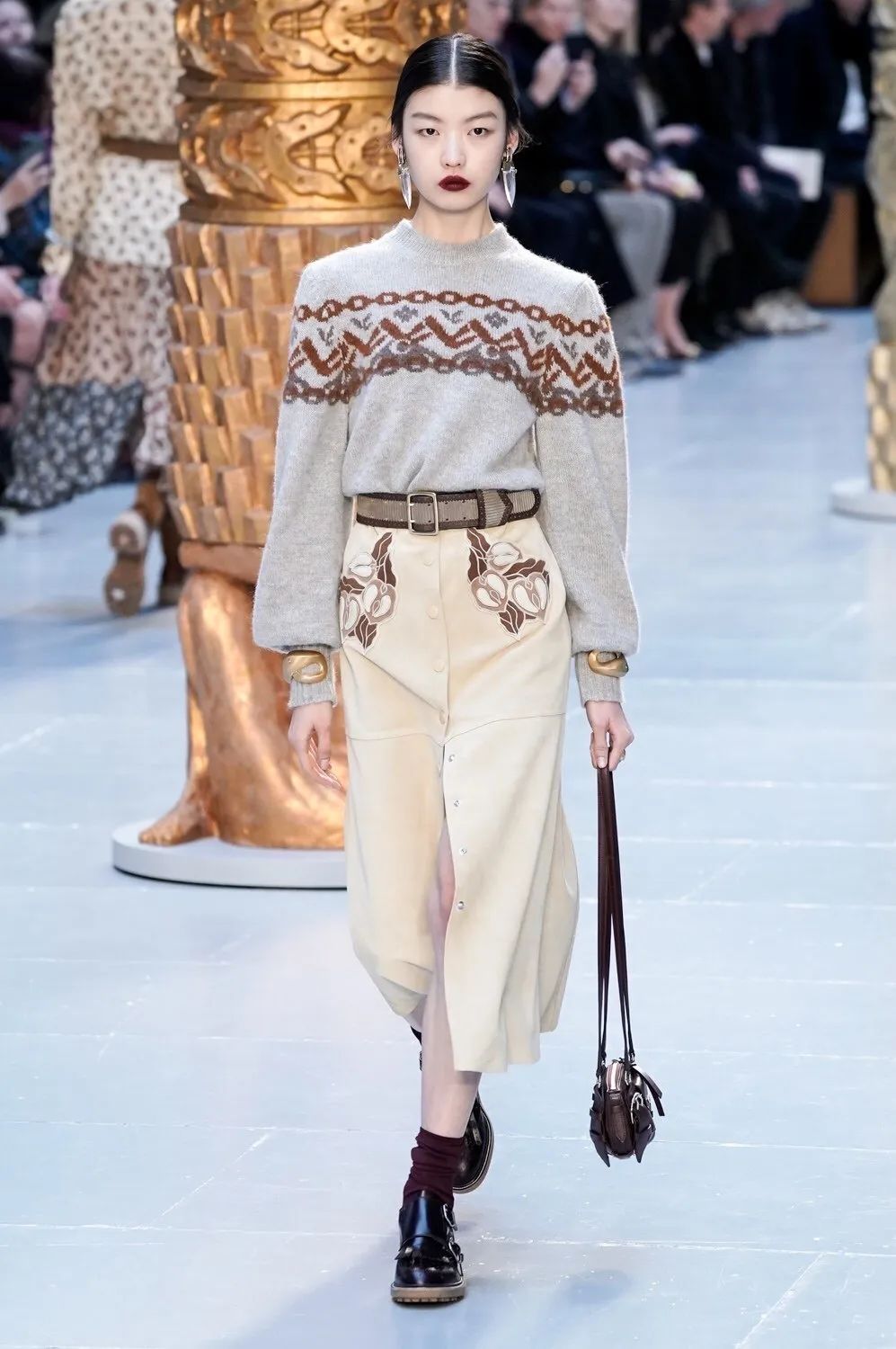 刘雯接班人？新生代国模正当道，霸屏还得是“中国制造”