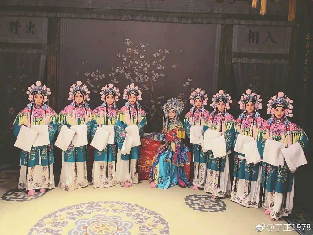 尹正鬓边不是海棠红怎样了,尹正看过鬓边不是海棠红的原著吗