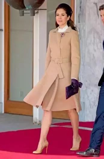 好看的cl红底鞋,一生必入的cl红底鞋