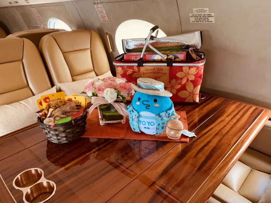 现在包一架飞机居然可以跟订机票一样简单