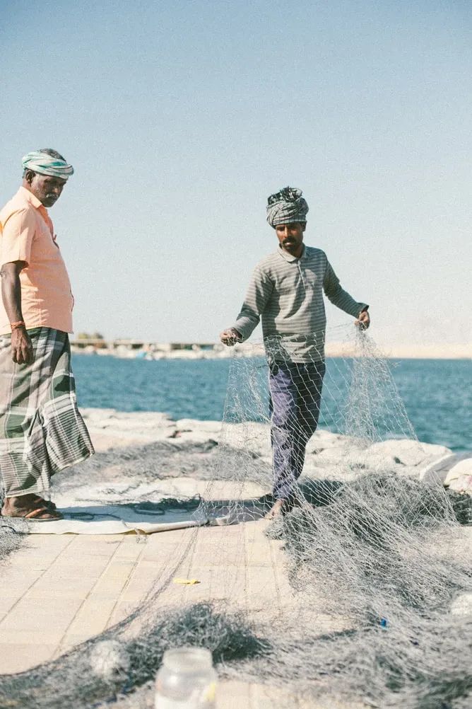富到流油的阿联酋穷人比黄金还多,阿联酋有穷人和富人吗